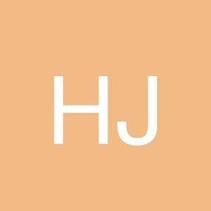 Meet your Posher, Hali